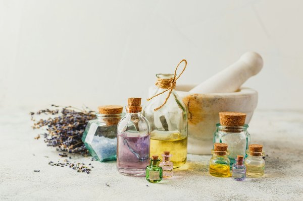 Découvrez la collection mytonic beauté d'huiles essentielles