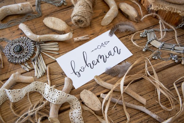 Bijoux bohèmes fabriqués à la main : élégance et originalité